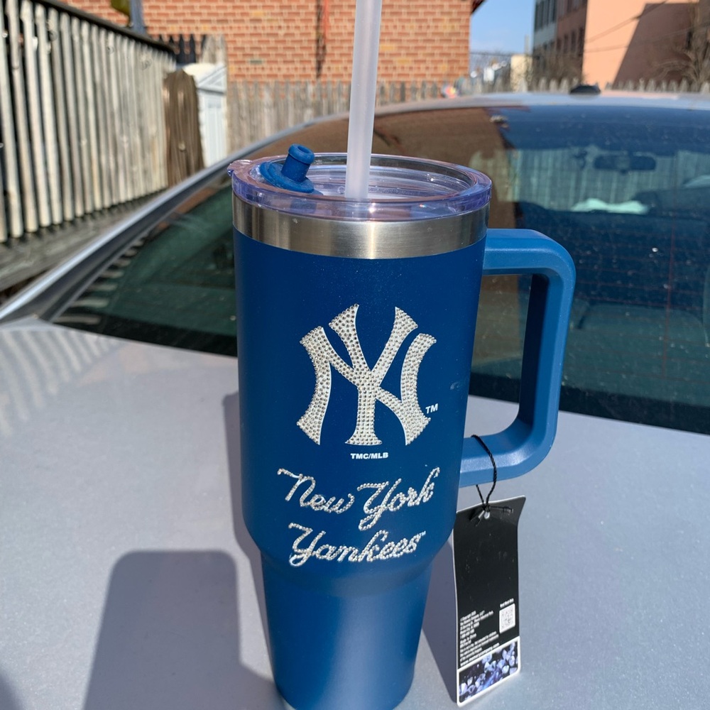 New York Yankees MLB Blue Tumbler Crystal Glass Bling Colossal